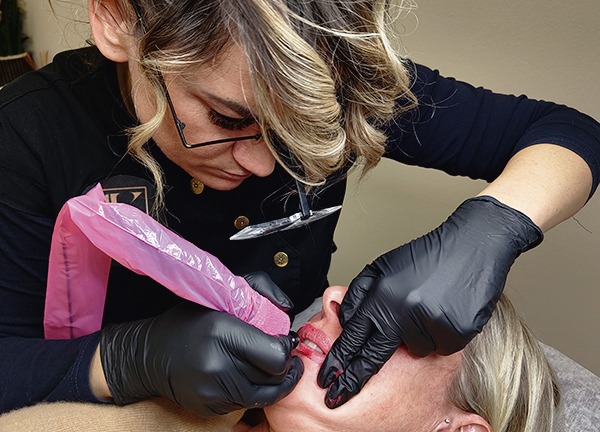 Behandlungsbild Permanent Make-Up Lippe