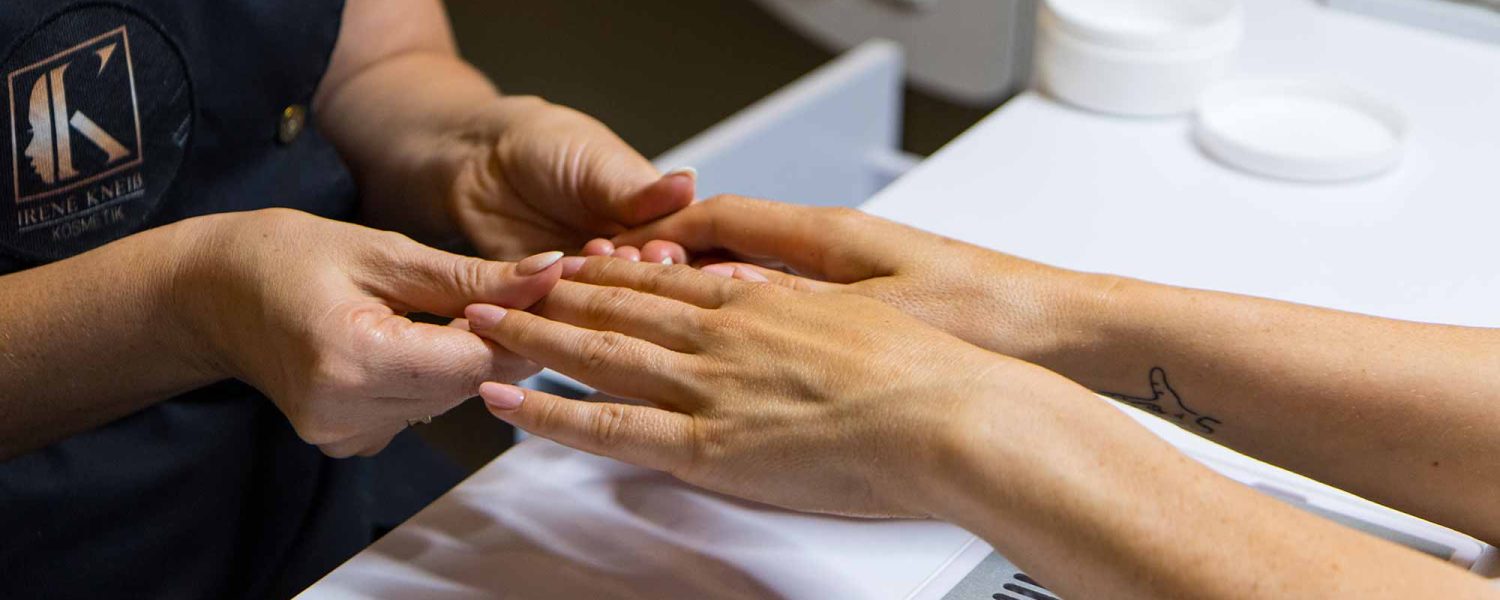Maniküre Handmassage